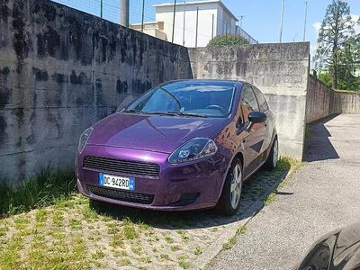 Usata 2006 Fiat Grande Punto Dynamic Utilitaria | 3200 € (Buon prezzo)