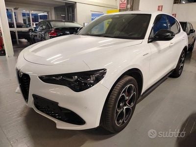 Usata Alfa Romeo Stelvio Veloce 210 CV (154 kW) 2024 Bianco SUV