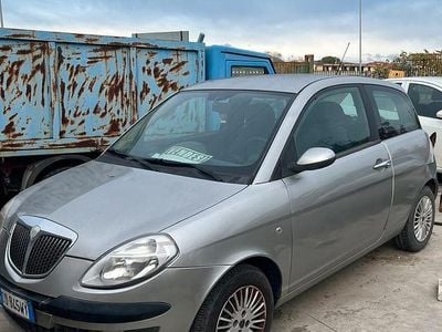 Brugt Lancia Ypsilon 60 HK (44 kW) 2007 Grå Hatchback