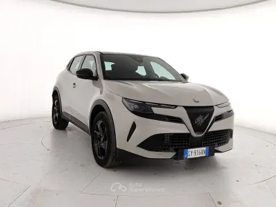 Usata Alfa Romeo GT Junior 136 CV (100 kW) 2025 Beige SUV
