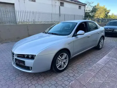Usata Alfa Romeo 159 150 CV (110 kW) 2009 Grigio Berlina
