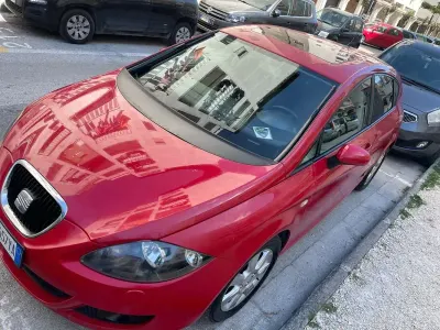 Gebraucht Seat Leon Stylance 102 PS (75 kW) 2008 Rot Kleinwagen