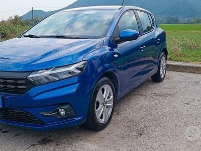 Usata Dacia Sandero Journey 100 CV (73 kW) 2021 Blu Berlina