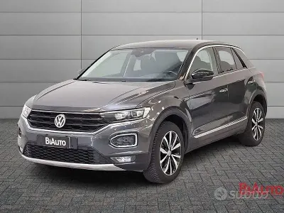 Usata VW T-Roc Style 150 CV (110 kW) 2018 Grigio SUV