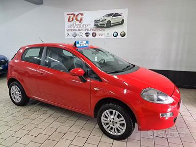 Usata Fiat Punto Evo 69 CV (50 kW) 2012 Rosso Utilitaria