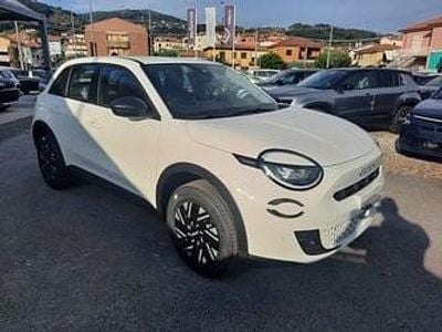 Nuova Fiat 600 110 CV (80 kW) 2025 Bianco SUV