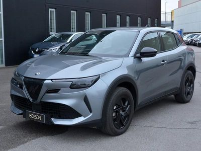 Usata Alfa Romeo Junior 145 CV (106 kW) 2025 Grigio SUV