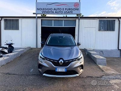 Usata Renault Captur Initiale Paris 115 CV (84 kW) 2021 Grigio SUV
