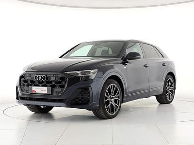 Usata Audi Q8 S-Line 394 CV (289 kW) 2025 Grigio SUV