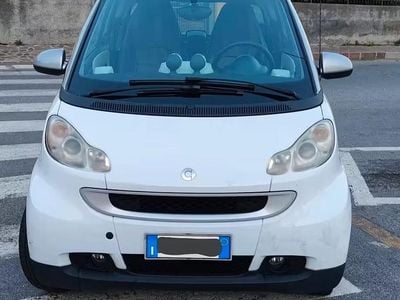 Begagnad Smart ForTwo Coupé 71 HK (52 kW) 2008 Vit Sportkupé