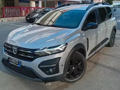 Usata Dacia Jogger Extreme 101 CV (74 kW) 2022 Grigio Monovolume