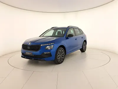Usata Skoda Kamiq 115 CV (84 kW) 2025 Blu race metallizzato SUV