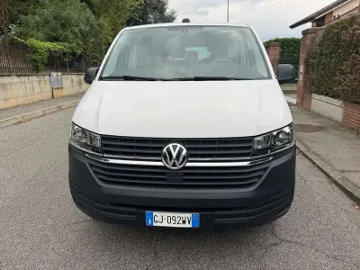 Usata VW Caravelle Trendline 110 CV (80 kW) 2022 Bianco Furgone