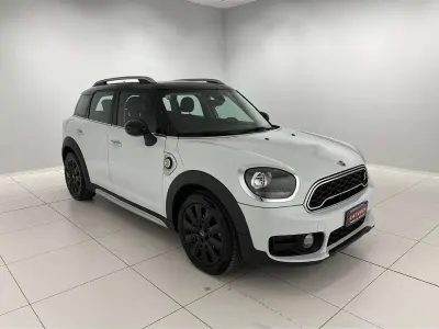 Usata Mini Cooper S Countryman 136 CV (100 kW) 2018 Light white SUV