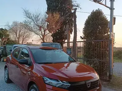 Usata Dacia Sandero 65 CV (47 kW) 2022 Rosso Berlina