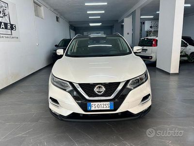Usata Nissan Qashqai Tekna+ 131 CV (96 kW) 2018 Bianco SUV