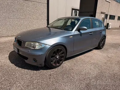 Usata BMW 120 163 CV (119 kW) 2005 Grigio Utilitaria