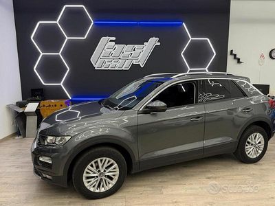 Usata VW T-Roc Advance 116 CV (85 kW) 2021 Grigio SUV