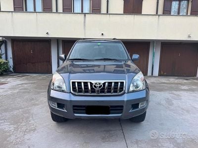 Usata Toyota Land Cruiser Sol 173 CV (127 kW) 2009 Grigio SUV