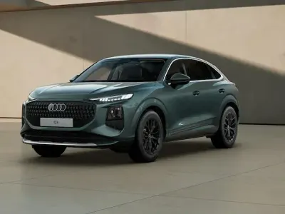 Nuova Audi Q3 Sportback Advanced 150 CV (110 kW) 2026 Verde salvia metallizzato SUV