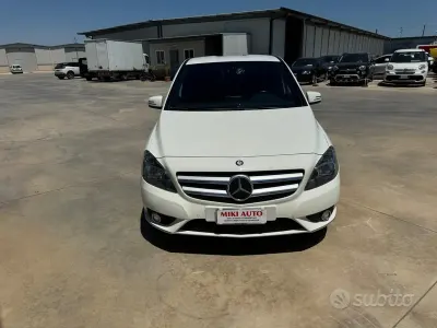 Usata Mercedes B180 Executive 109 CV (80 kW) 2013 Bianco Monovolume