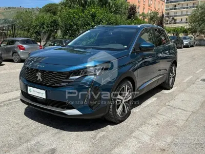 Usata Peugeot 3008 Allure 131 CV (96 kW) 2021 Blu SUV