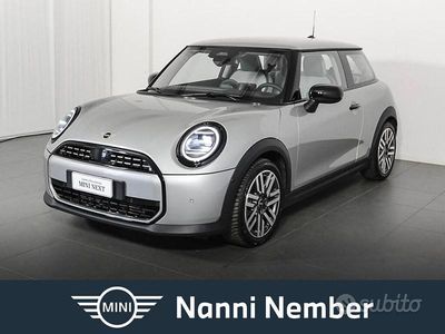 Usata Mini Cooper Classic 156 CV (114 kW) 2024 Grigio Utilitaria