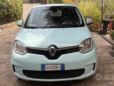 Usata Renault Twingo 60 kW (82 CV) 2021 Blu Utilitaria