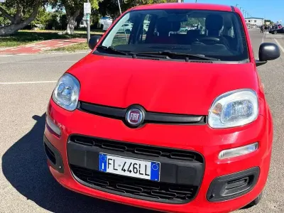 Usata Fiat Panda 69 CV (50 kW) 2017 Rosso Utilitaria