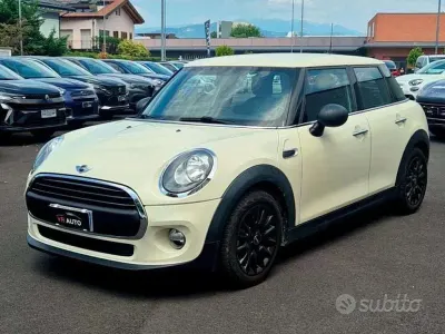 Usata Mini One D 95 CV (69 kW) 2017 Bianco Utilitaria