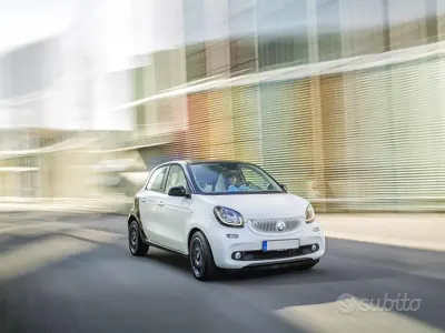 Usata Smart ForFour 71 CV (52 kW) 2016 Grigio Utilitaria