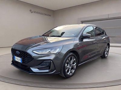 Grigio scuro mt Usata 2023 Ford Focus ST-Line Berlina | 20.900 € (Cara)