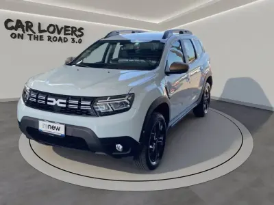 Usata Dacia Duster Journey 101 CV (74 kW) 2023 369 bianco ghiaccio SUV