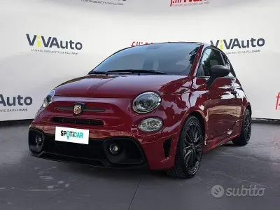 Usata Abarth 695 Turismo 179 CV (131 kW) 2023 Rosso Utilitaria