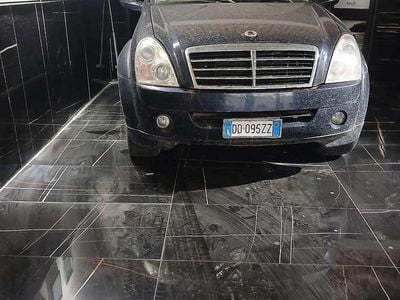 Usata Ssangyong (KGM) Rexton 165 CV (121 kW) 2006 Blu/azzurro SUV