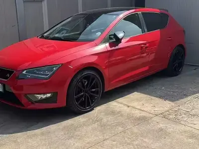 Usata Seat Leon FR 150 CV (110 kW) 2015 Rosso Berlina