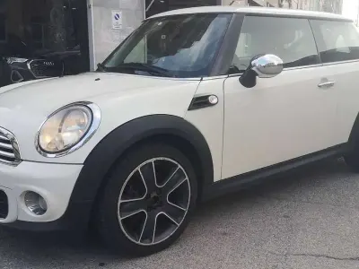 Usata Mini One D