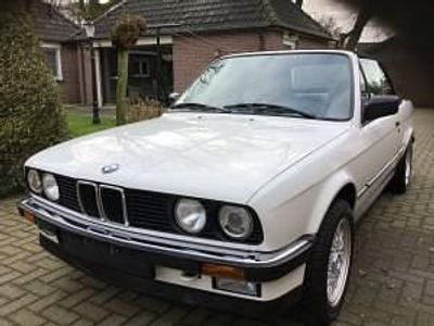 Usata BMW 320 Cabriolet 129 CV (94 kW) 1992 Bianco Cabrio