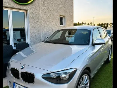 Usata BMW 118 143 CV (105 kW) 2014 Grigio Utilitaria