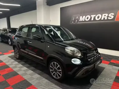 Käytetty Fiat 500L Trekking 95 HP (69 kW) 2018 Musta Tila-auto