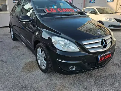 Usata Mercedes B180