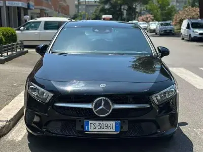 Usata Mercedes A180 116 CV (85 kW) 2019 Berlina