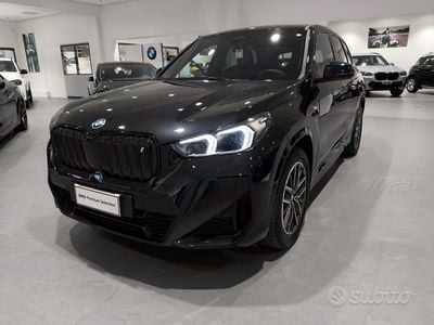 BMW iX1