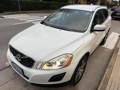 Usata Volvo XC60 Business Edition 163 CV (119 kW) 2013 Bianco SUV