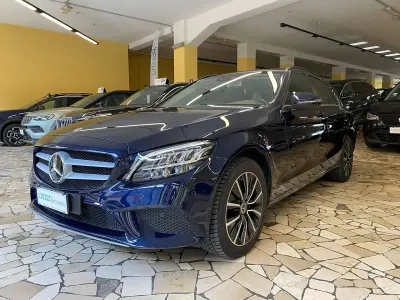 Begagnad Mercedes C180
