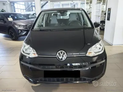 Usata VW up! move up! 68 CV (50 kW) 2015 Nero Utilitaria