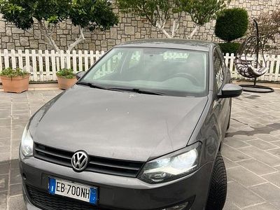 Usata VW Polo Highline 90 CV (66 kW) 2010 Grigio Berlina