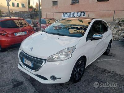 usata Peugeot 208 1.2 Benz/Gpl 82 CV OkNeopatentati 2013