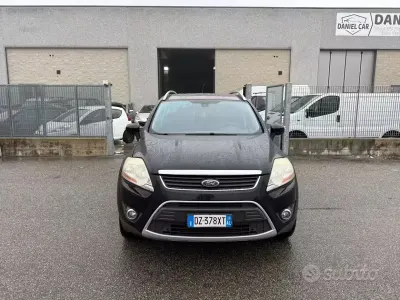 Usado Ford Kuga Titanium 136 CV (100 kW) 2010 Negro SUV