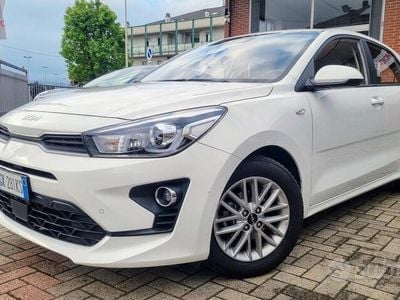 Usata Kia Rio Style 84 CV (61 kW) 2022 Bianco Berlina
